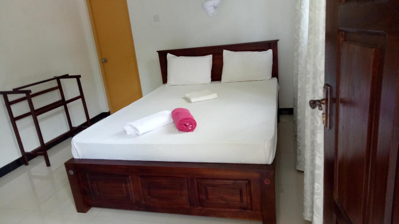Umaya Holiday Home Anuradhapura Exteriör bild
