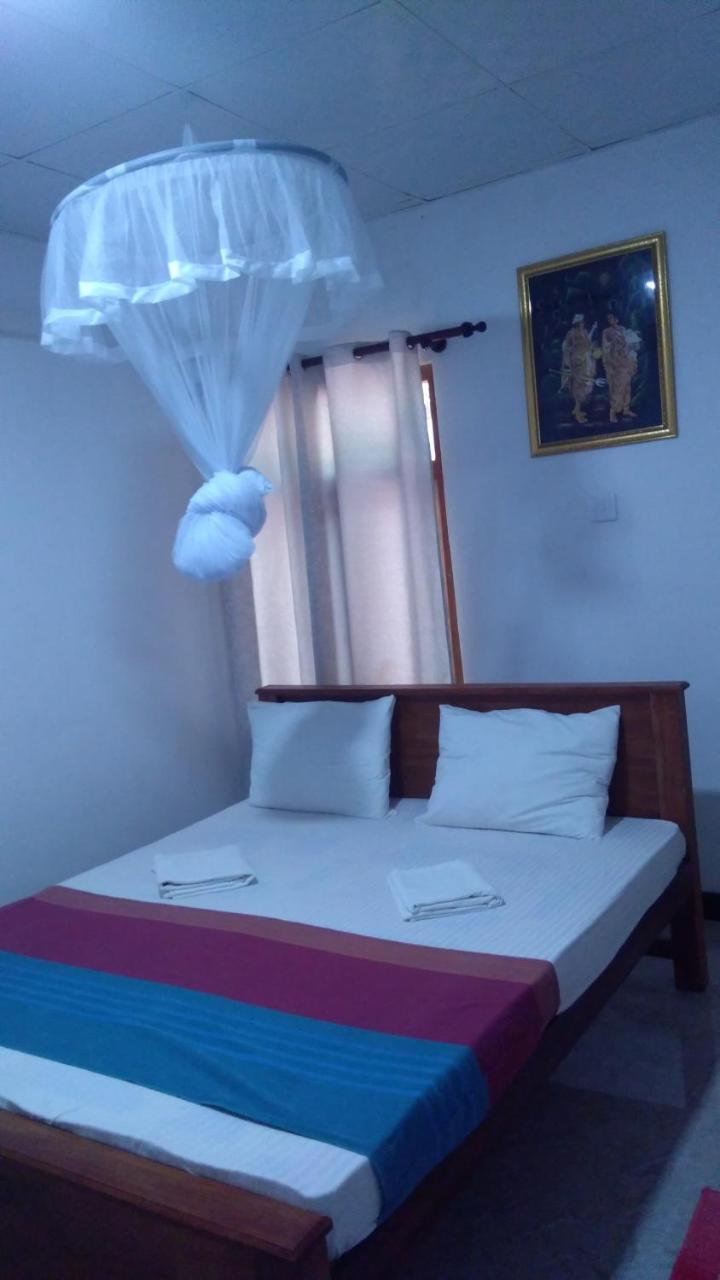 Umaya Holiday Home Anuradhapura Exteriör bild