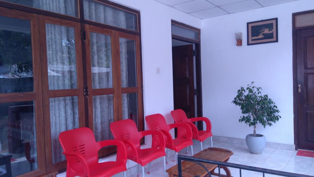 Umaya Holiday Home Anuradhapura Exteriör bild